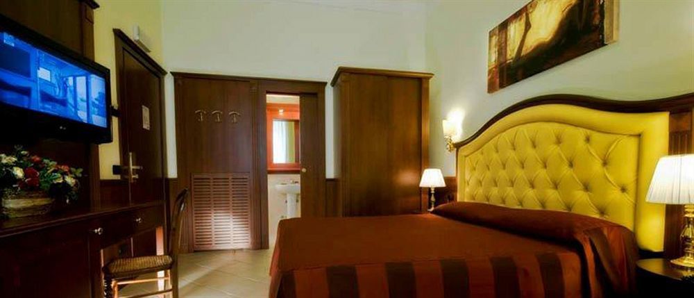 Dama Private Rooms Rome Exterior photo